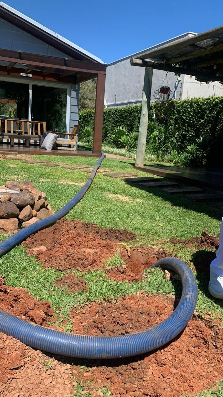 Sucção de fossa séptica em jardim pela Desentupidora Guri